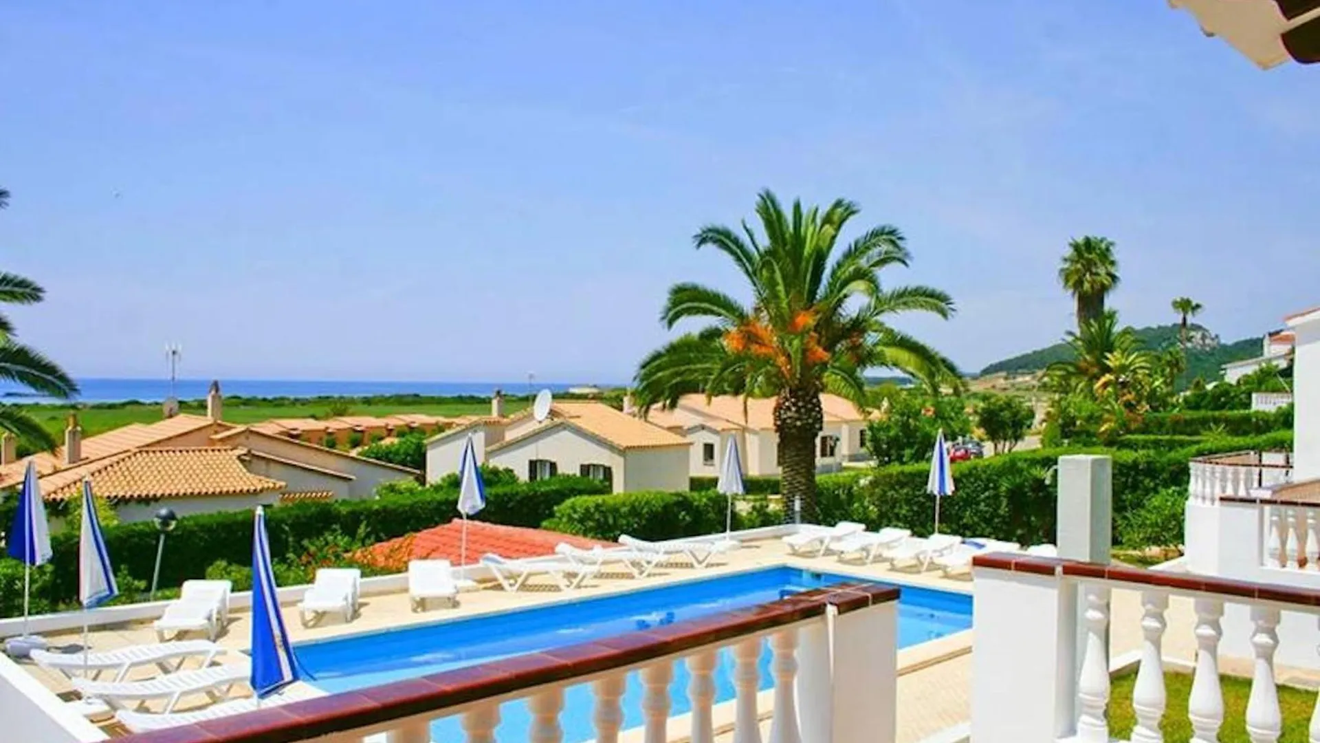 Casa Este - Semi-Detached 2 Bedroom Villa - Great For Smaller Groups Son Bou